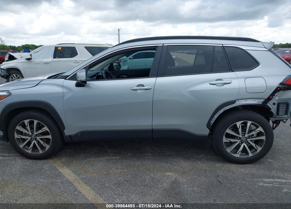 2023 TOYOTA COROLLA CROSS XLE VIN: 7MUEAAAG0PV060930