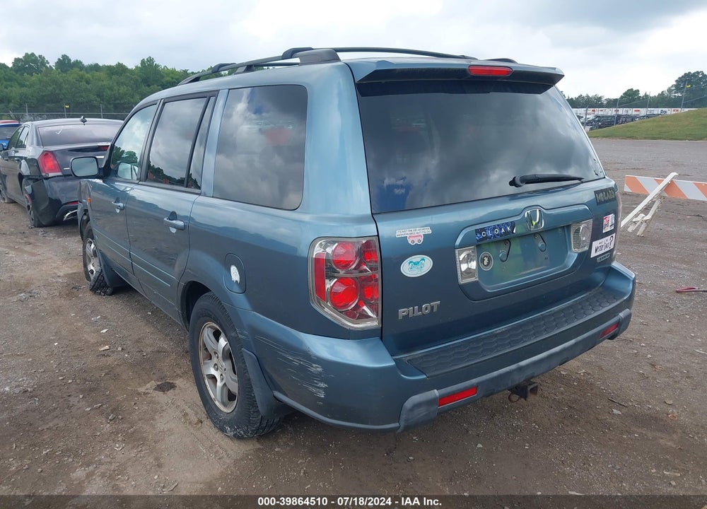 2008 HONDA PILOT EX VIN: 5FNYF18448B009621