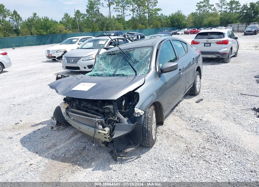 2019 NISSAN VERSA 1.6 S+ VIN: 3N1CN7AP7KL800905