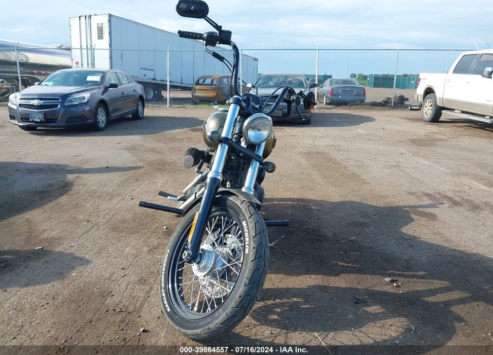 2013 HARLEY-DAVIDSON FXDBP DYNA STREET BOB VIN: 1HD1VAM14DC302795