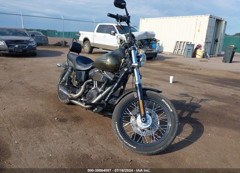 2013 HARLEY-DAVIDSON FXDBP DYNA STREET BOB VIN: 1HD1VAM14DC302795