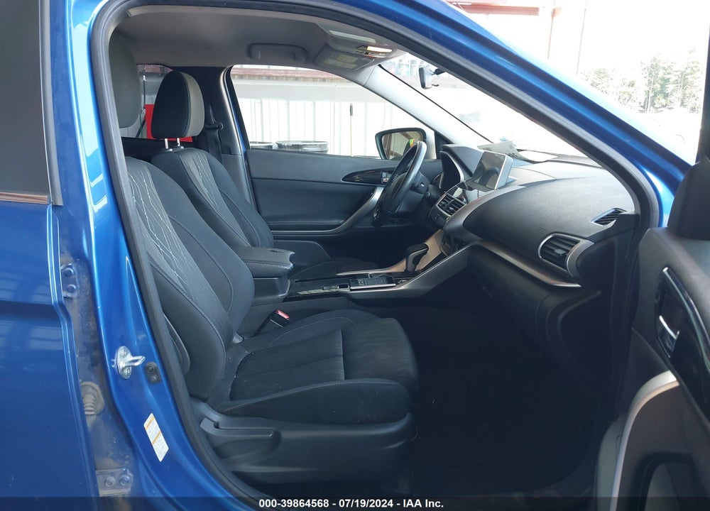 2018 MITSUBISHI ECLIPSE CROSS SE VIN: JA4AT5AA2JZ040006