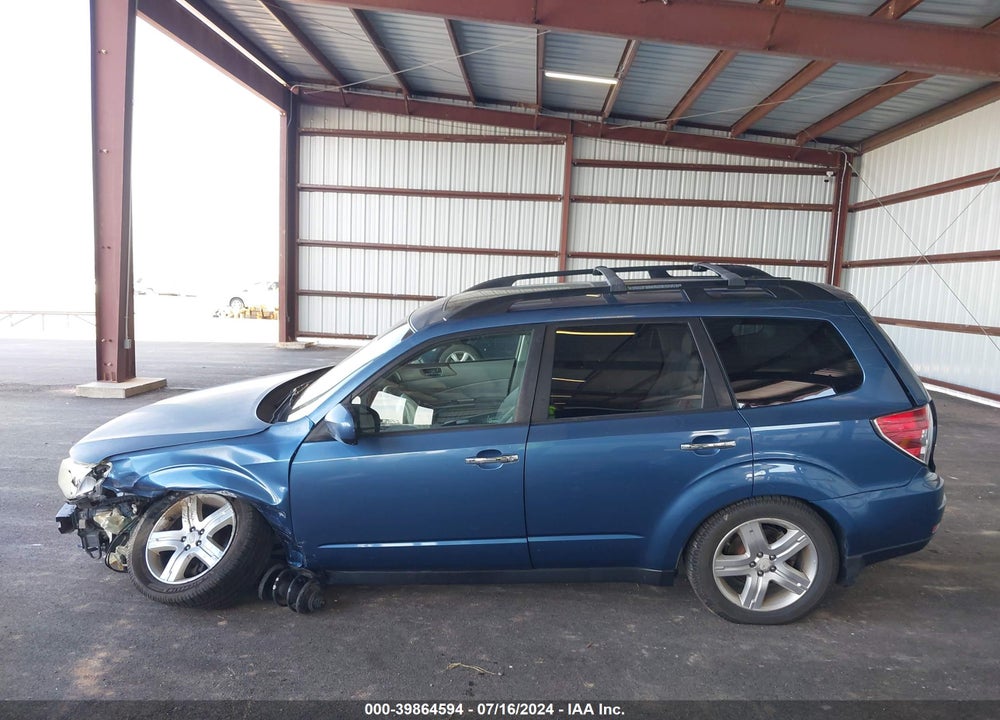 2010 SUBARU FORESTER 2.5X PREMIUM VIN: JF2SH6CC4AH739032
