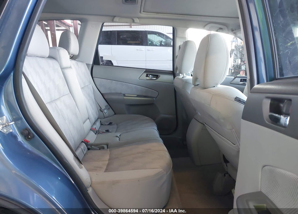 2010 SUBARU FORESTER 2.5X PREMIUM VIN: JF2SH6CC4AH739032