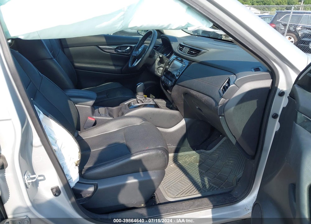 2017 NISSAN ROGUE SL VIN: 5N1AT2MV3HC744534