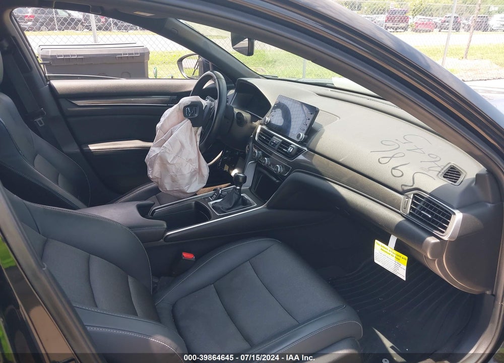 2018 HONDA ACCORD SPORT 2.0T VIN: 1HGCV2E31JA022194
