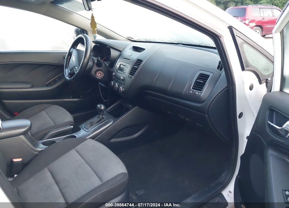 2015 KIA FORTE EX VIN: KNAFX5A85F5340860