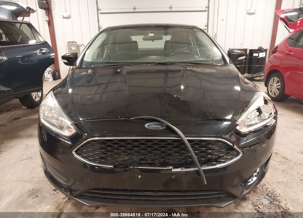 2017 FORD FOCUS SE VIN: 1FADP3F24HL303628