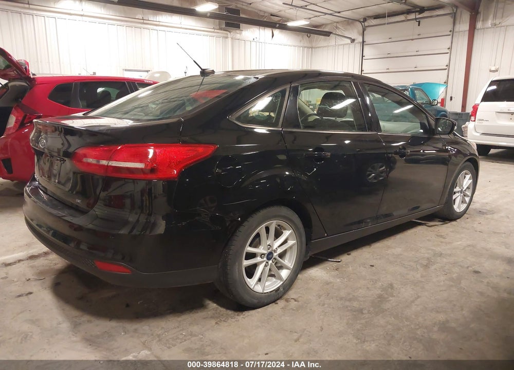 2017 FORD FOCUS SE VIN: 1FADP3F24HL303628