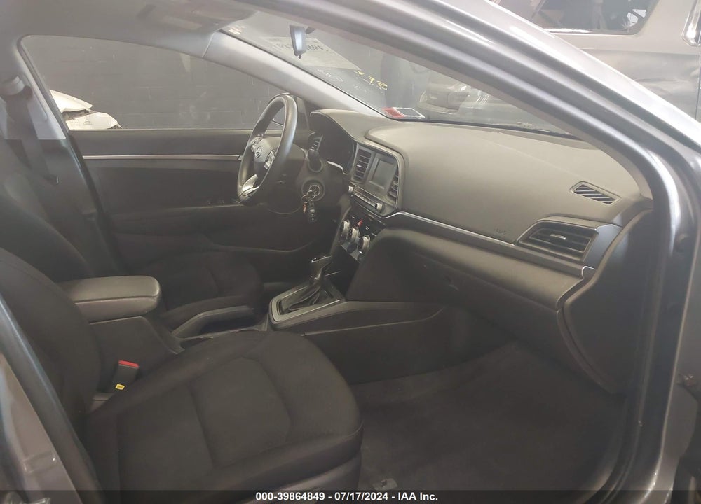 2019 HYUNDAI ELANTRA SE VIN: KMHD74LF9KU879705