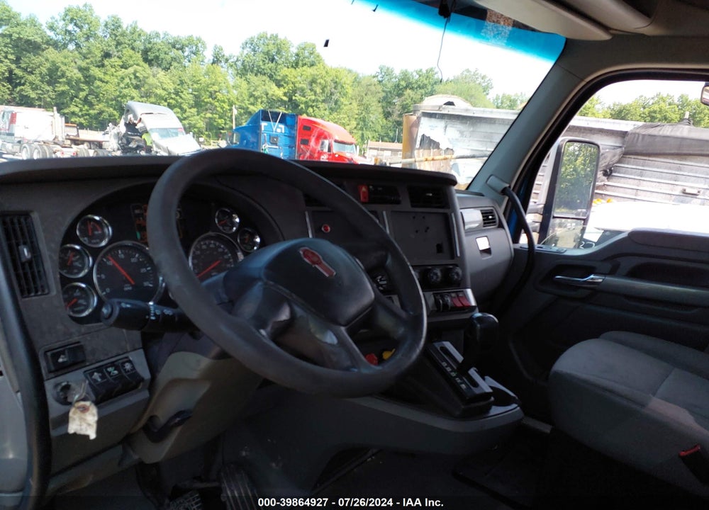 2016 KENWORTH CONSTRUCTION T880 VIN: 1XKZDP9X2GJ104695