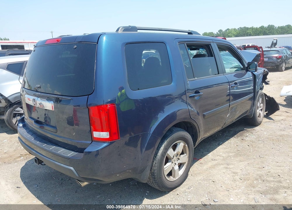 2011 HONDA PILOT EX-L VIN: 5FNYF3H50BB041896
