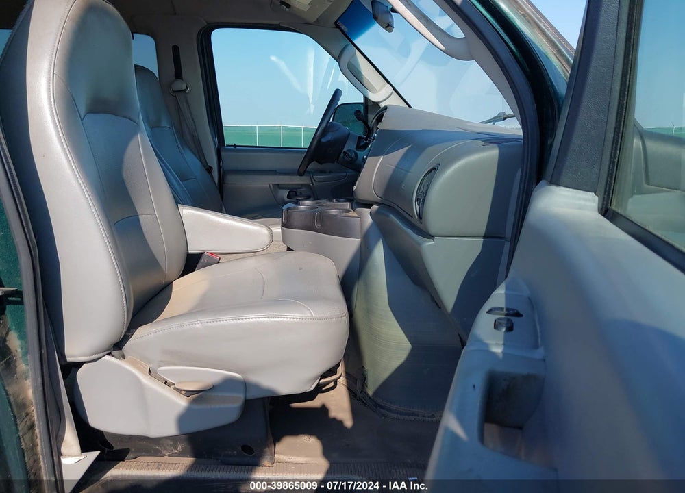 2008 FORD E-350 SUPER DUTY XL/XLT VIN: 1FBNE31L38DB44023