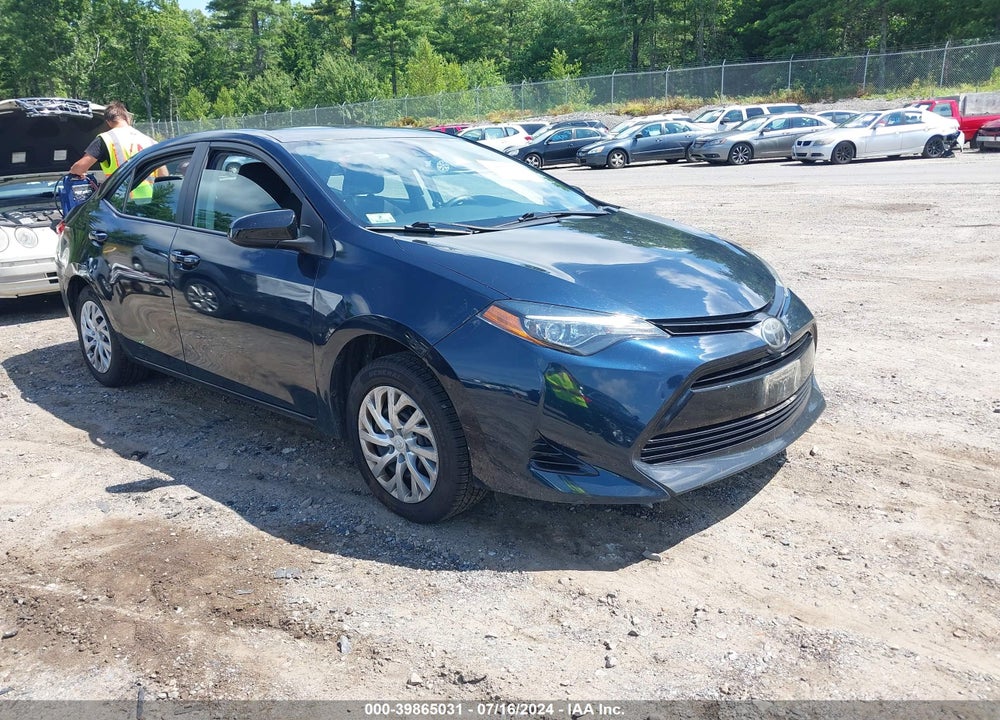 2019 TOYOTA COROLLA LE VIN: 5YFBURHE9KP870548