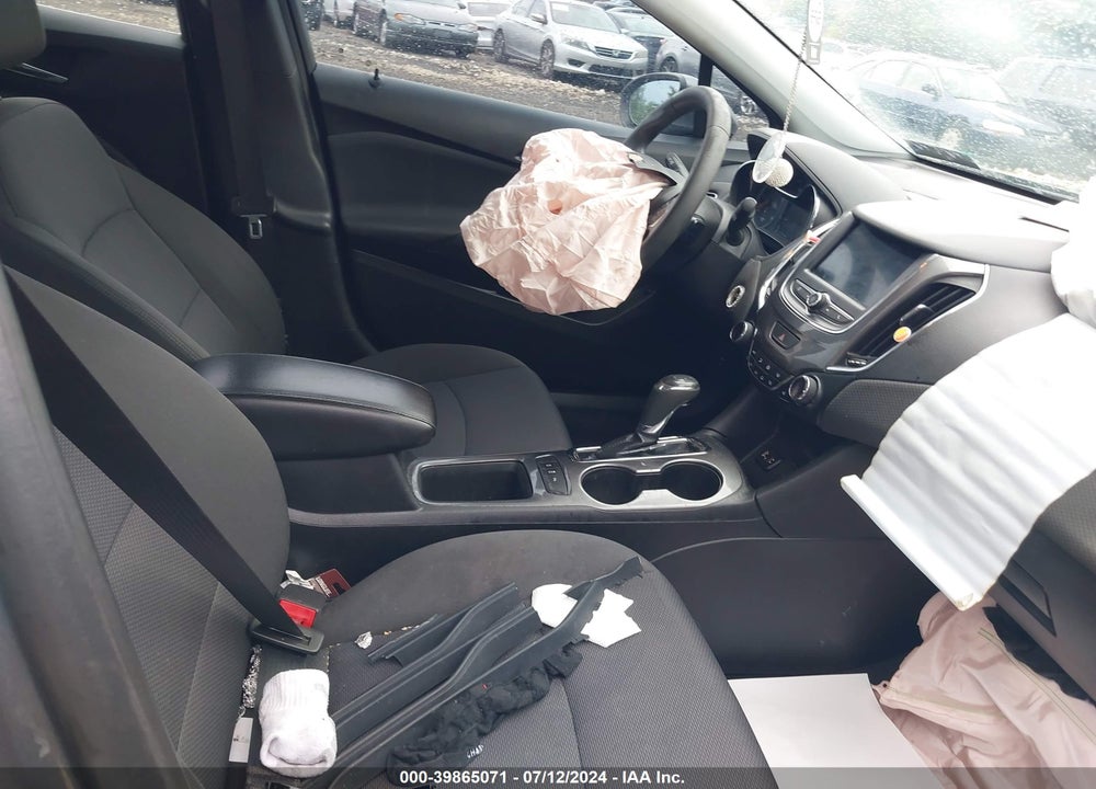 2019 CHEVROLET CRUZE LT VIN: 1G1BE5SM7K7107346