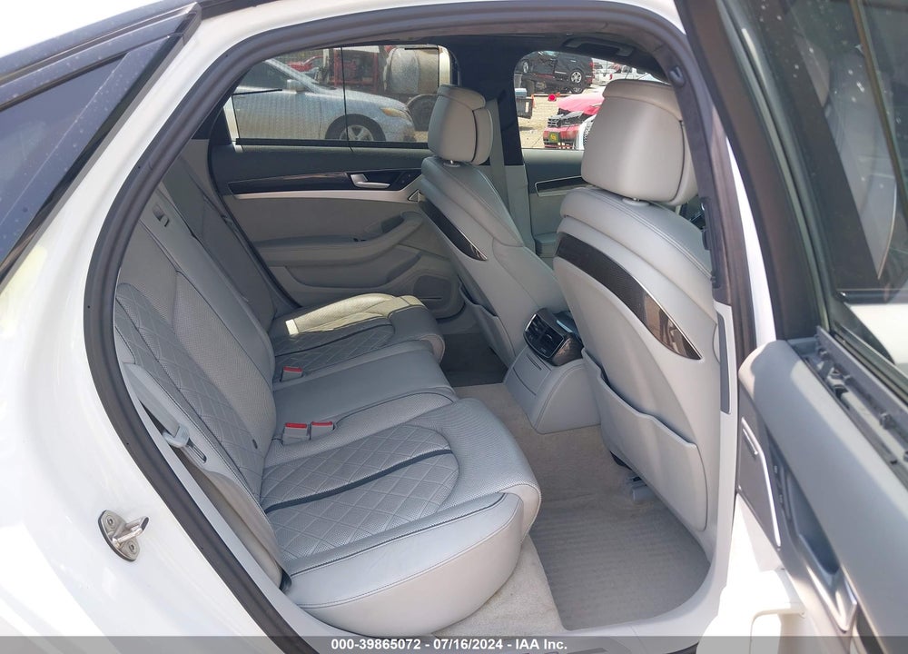 2017 AUDI S8 4.0T PLUS VIN: WUAJ5AFD9HN900564