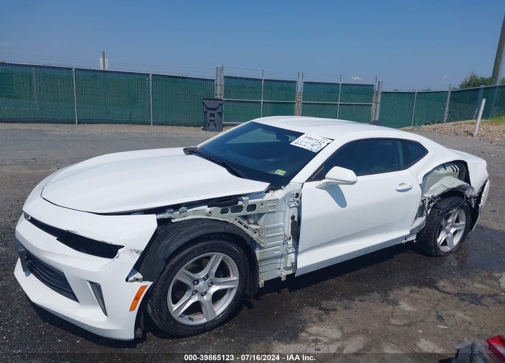 2017 CHEVROLET CAMARO 1LS VIN: 1G1FA1RX5H0184319