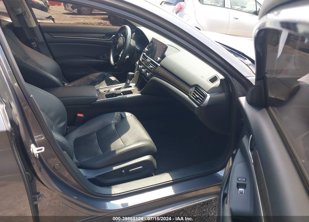 2018 HONDA ACCORD TOURING VIN: 1HGCV1F96JA024343