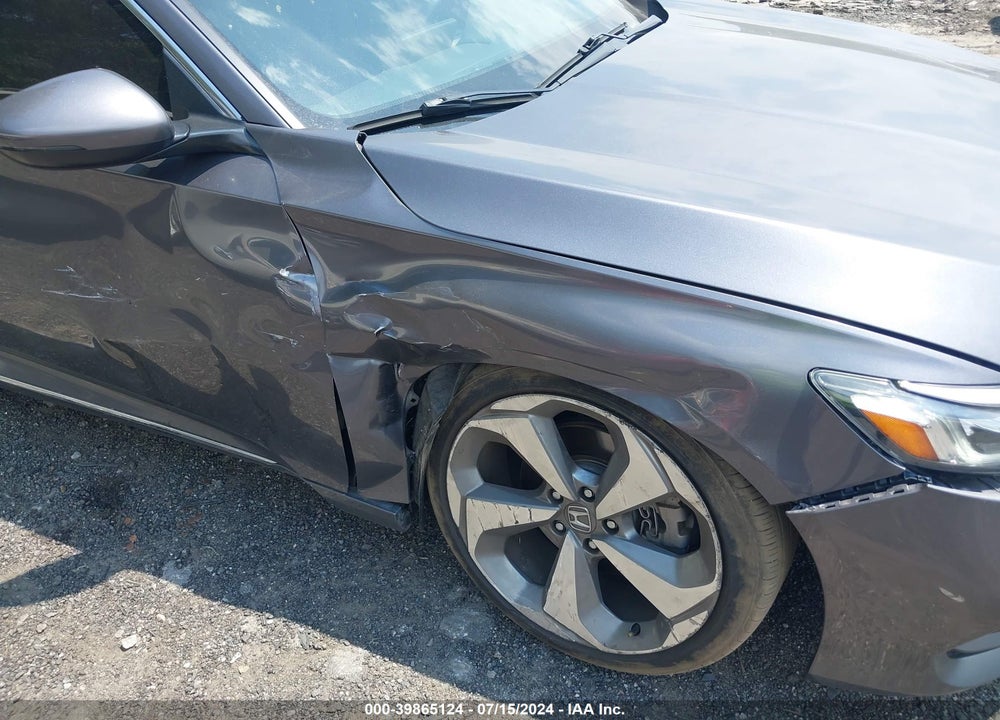 2018 HONDA ACCORD TOURING VIN: 1HGCV1F96JA024343