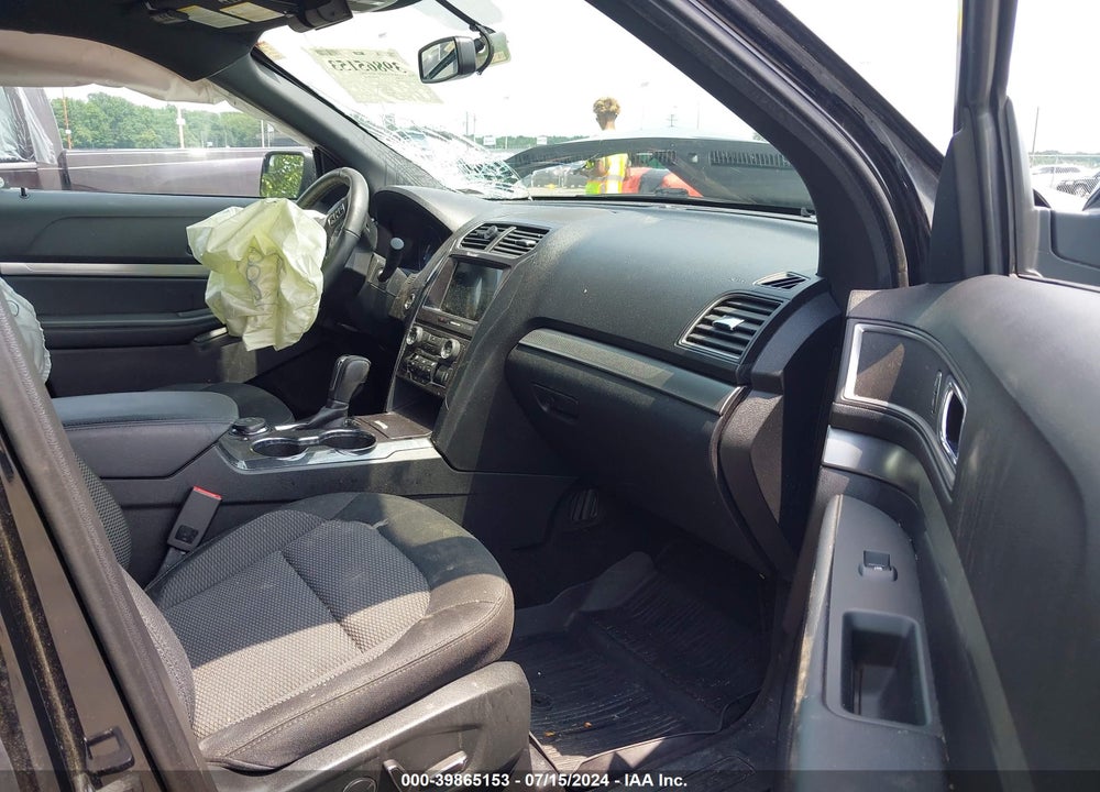 2018 FORD EXPLORER XLT VIN: 1FM5K8D87JGB02074
