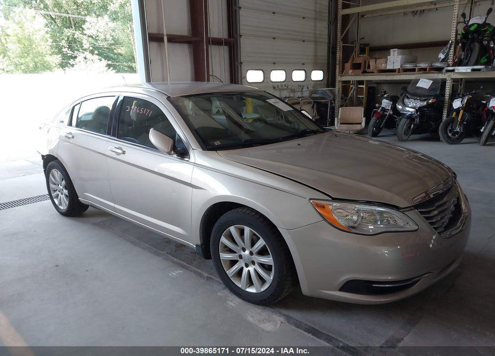 2013 CHRYSLER 200 LX VIN: 1C3CCBAB9DN668327
