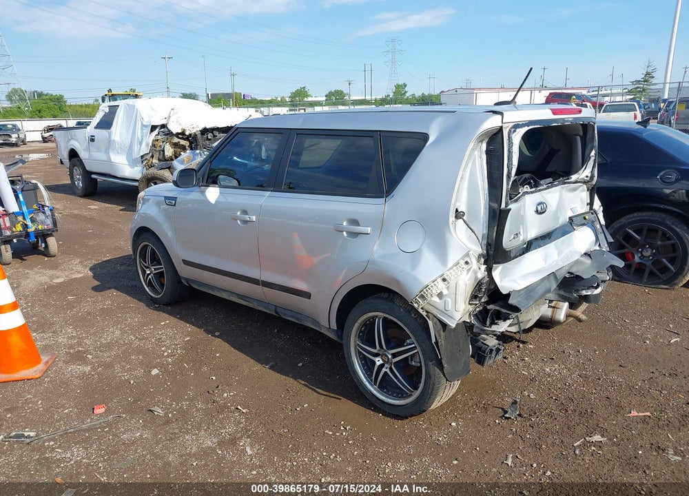 2015 KIA SOUL VIN: KNDJN2A28F7773185