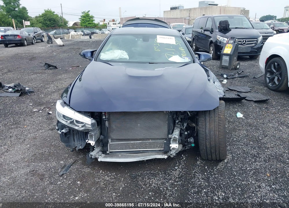 2017 BMW M4 VIN: WBS3R9C36HA014237