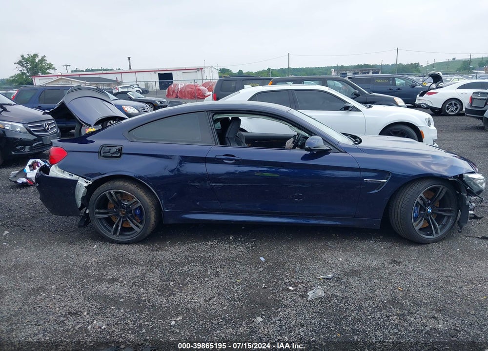 2017 BMW M4 VIN: WBS3R9C36HA014237