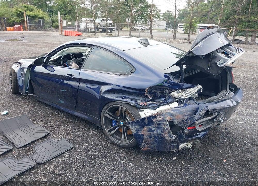 2017 BMW M4 VIN: WBS3R9C36HA014237