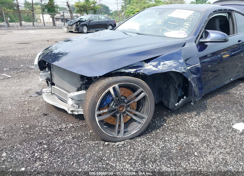 2017 BMW M4 VIN: WBS3R9C36HA014237
