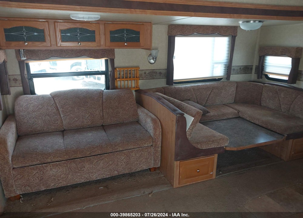 2010 FOREST RIVER ROCKWOO 8315BSS VIN: 4X4TRLG2XA1832608