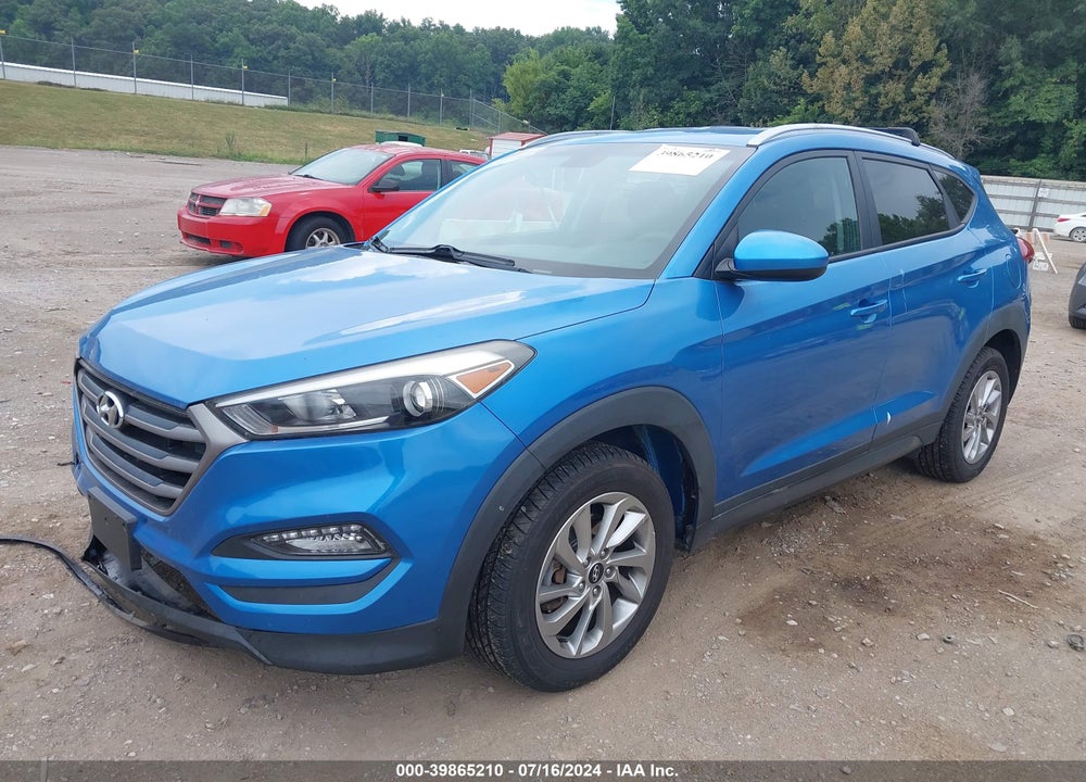2016 HYUNDAI TUCSON SE VIN: KM8J3CA44GU215541