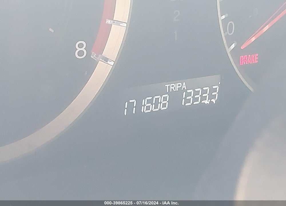 2011 HONDA ACCORD 2.4 LX VIN: 1HGCP2F34BA021096