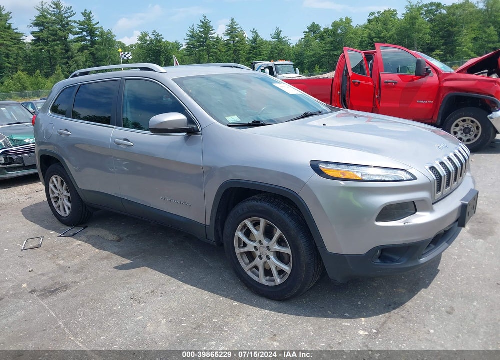 2017 JEEP CHEROKEE LATITUDE 4X4 VIN: 1C4PJMCB7HW565838