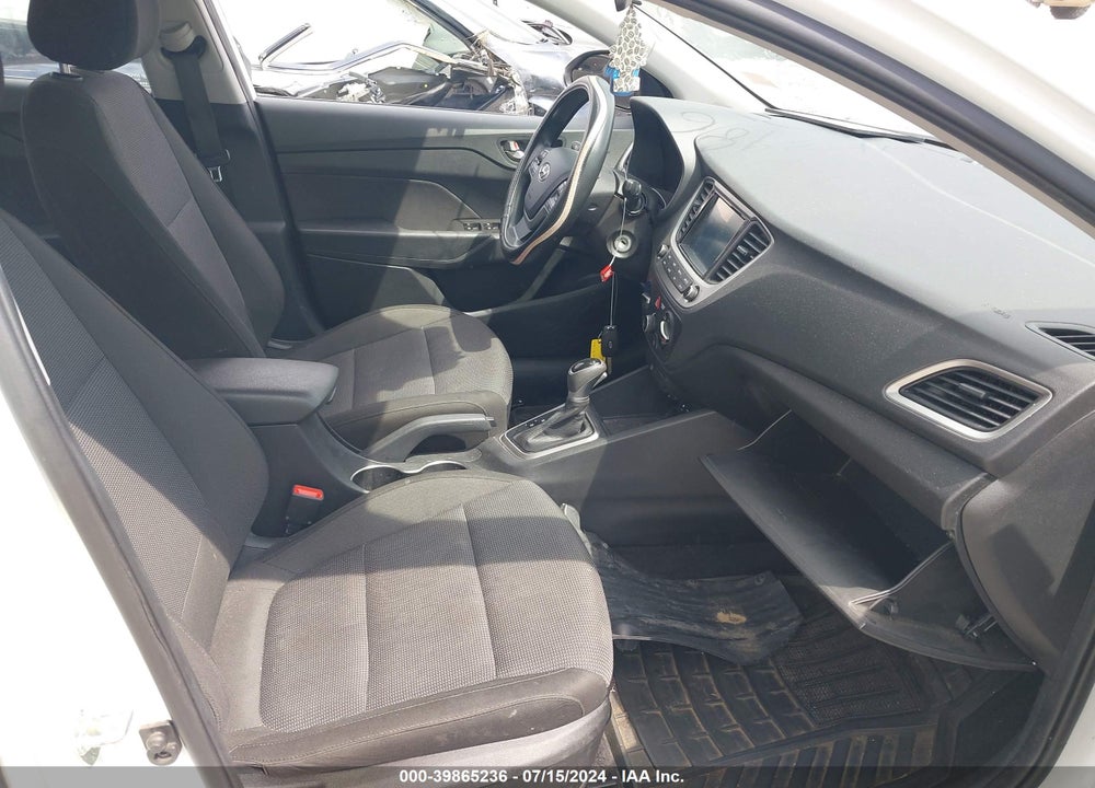 2019 HYUNDAI ACCENT SEL VIN: 3KPC24A31KE068406