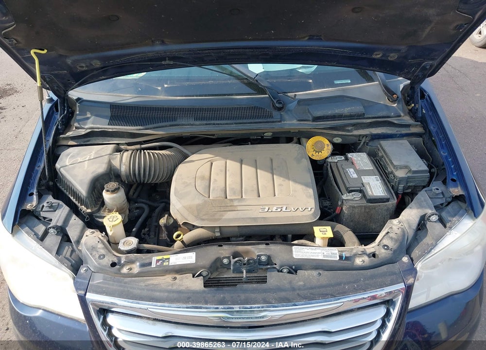 2014 CHRYSLER TOWN & COUNTRY TOURING VIN: 2C4RC1BGXER123865