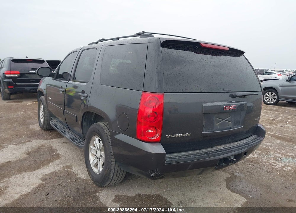 2010 GMC YUKON SLE VIN: 1GKUCAE05AR291815
