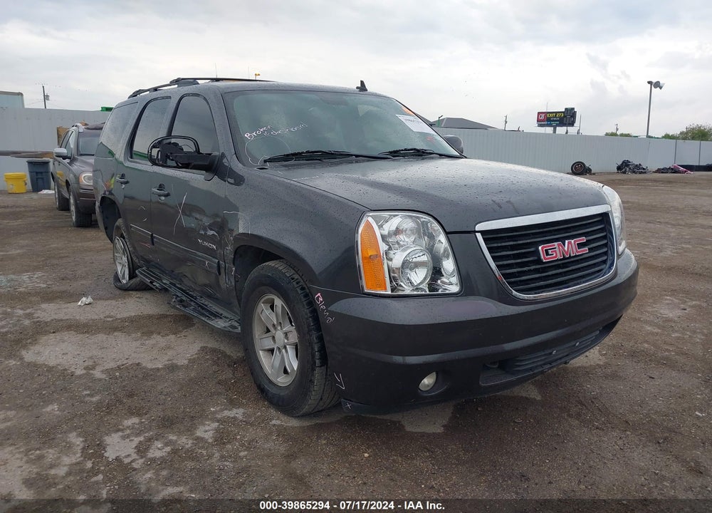 2010 GMC YUKON SLE VIN: 1GKUCAE05AR291815