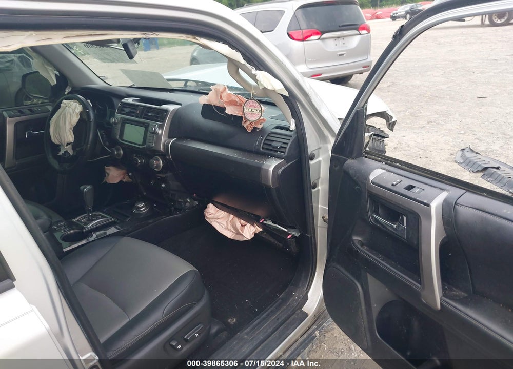 2015 TOYOTA 4RUNNER SR5 PREMIUM VIN: JTEBU5JR2F5206371