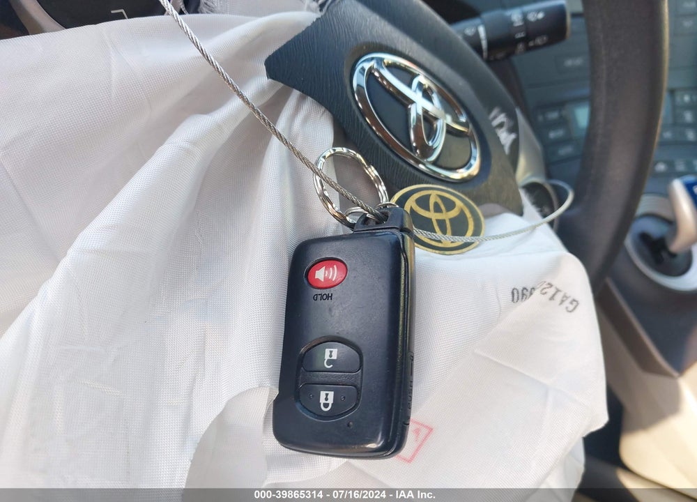 2010 TOYOTA PRIUS II VIN: JTDKN3DUXA0202032