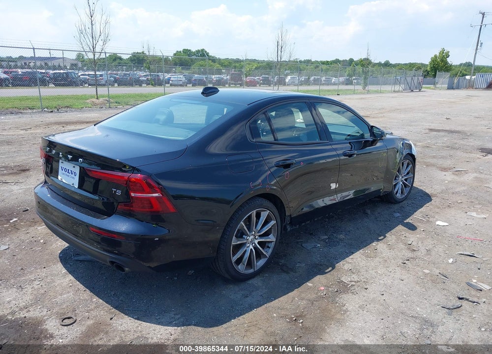 2019 VOLVO S60 T5 MOMENTUM VIN: 7JR102FK7KG013073