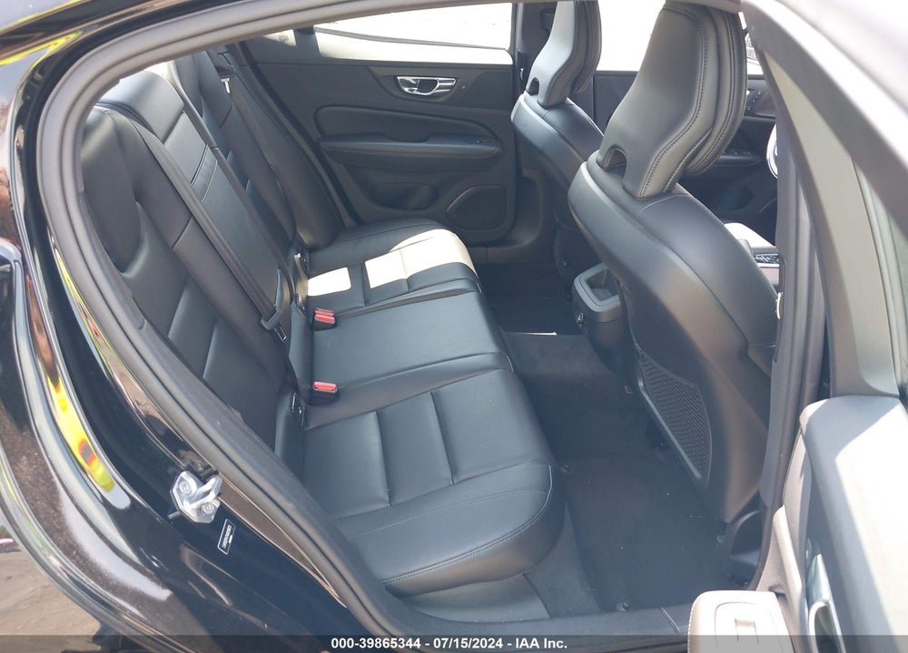 2019 VOLVO S60 T5 MOMENTUM VIN: 7JR102FK7KG013073