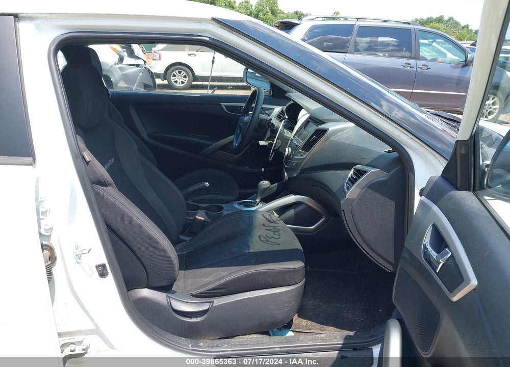 2016 HYUNDAI VELOSTER VIN: KMHTC6ADXGU259991