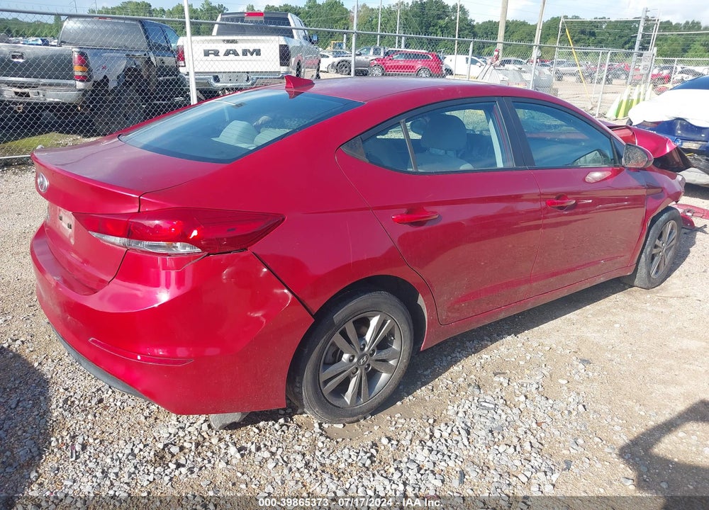 2018 HYUNDAI ELANTRA SEL VIN: 5NPD84LF1JH294238