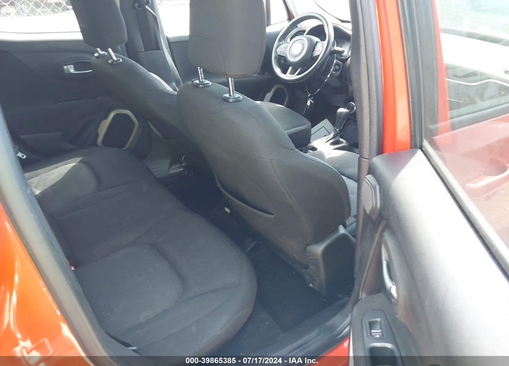 2015 JEEP RENEGADE LATITUDE VIN: ZACCJABT1FPC09029