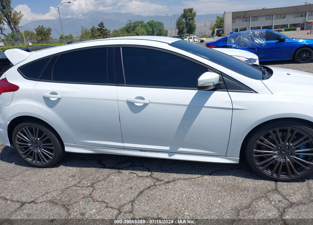 2017 FORD FOCUS RS VIN: WF0DP3TH3H4123129