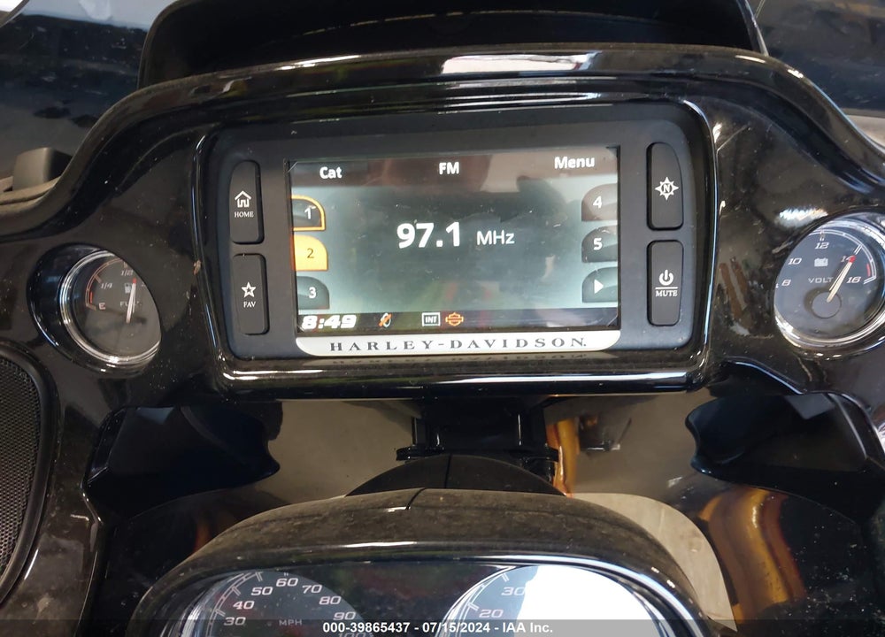 2018 HARLEY-DAVIDSON FLTRXS ROAD GLIDE SPECIAL VIN: 1HD1KTC13JB618812