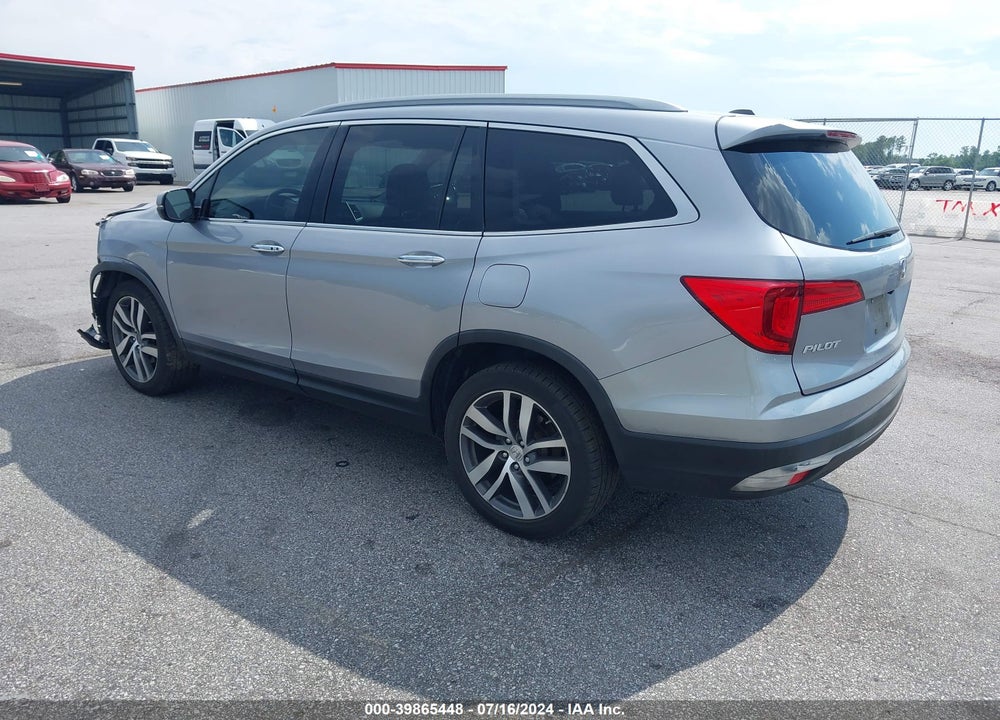 2017 HONDA PILOT TOURING VIN: 5FNYF5H96HB011194