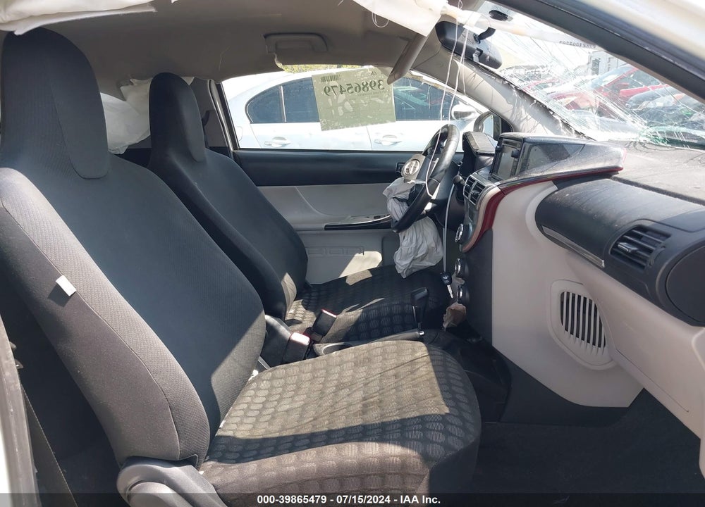 2014 SCION IQ VIN: JTNJJXB04EJ030283