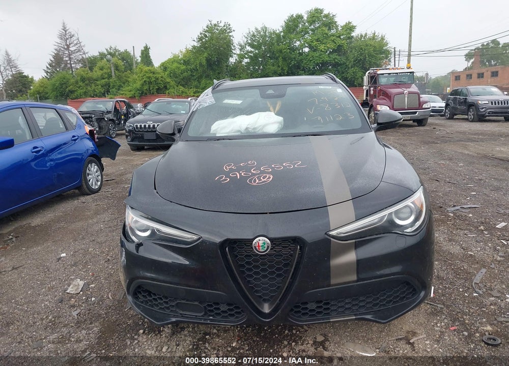2023 ALFA ROMEO STELVIO ESTREMA AWD VIN: ZASPAKBN8P7D58312